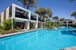 TRENDY LARA Pools & Beach
